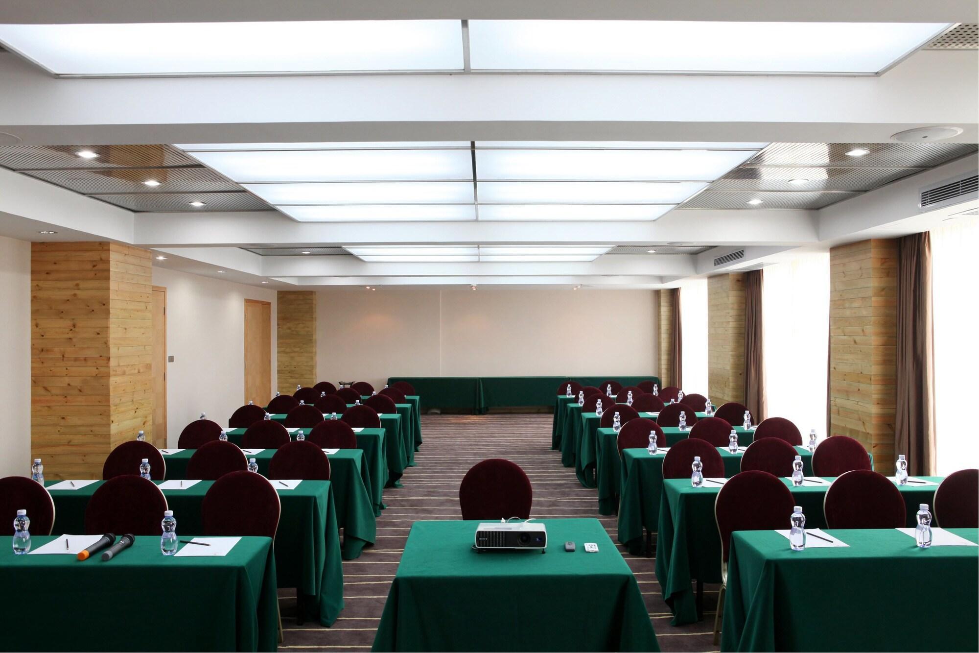 Shenzhen Ramada Plaza, North Railway Station Hotel Exterior photo