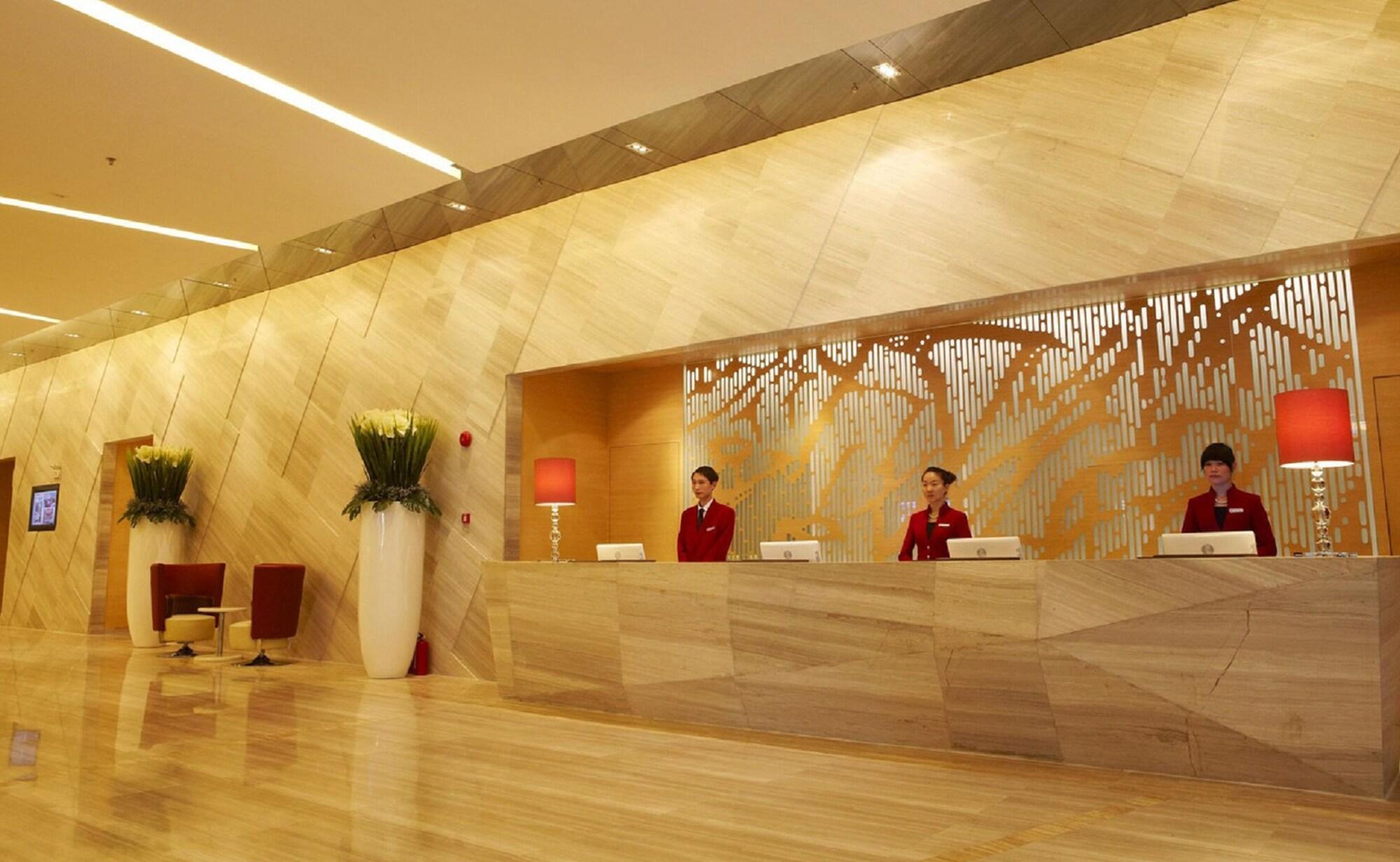 Shenzhen Ramada Plaza, North Railway Station Hotel Exterior photo